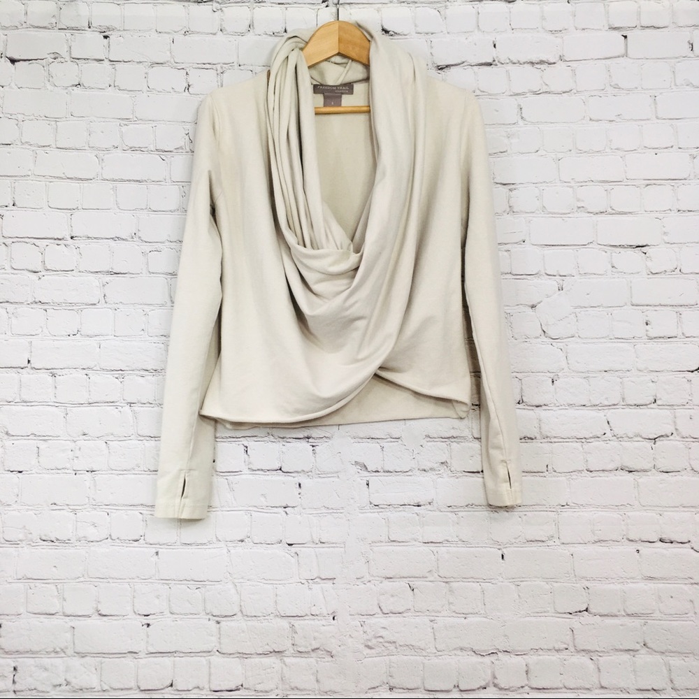 Freedom Trail wrapped sweater size small